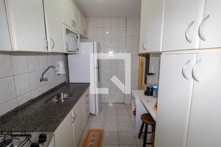 Apartamento à venda com 57m², 2 quartos e sem vaga Apartamento à venda com 57m², 2 quartos e sem vagaCozinha