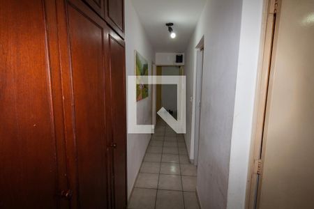Apartamento à venda com 57m², 2 quartos e sem vaga Apartamento à venda com 57m², 2 quartos e sem vagaCorredor