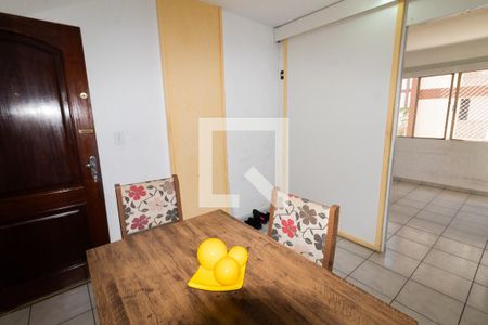 Sala de apartamento à venda com 2 quartos, 57m² em Jardim Artur Alvim, São Paulo