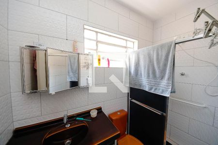 Casa para alugar com 112m², 4 quartos e 2 vagas Casa para alugar com 112m², 4 quartos e 2 vagasBanheiro 1