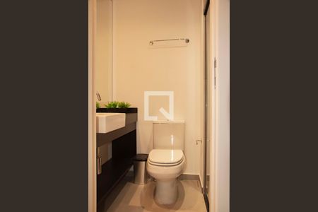 Banheiro de kitnet/studio para alugar com 1 quarto, 21m² em Vila Clementino, São Paulo