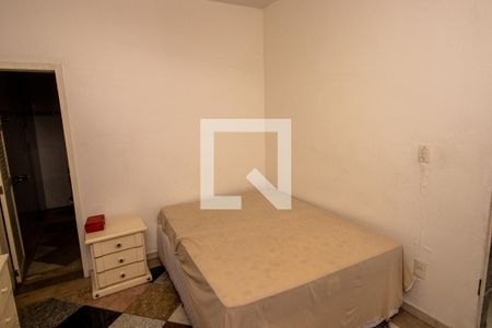 Casa à venda com 200m², 4 quartos e 3 vagasQuarto externo