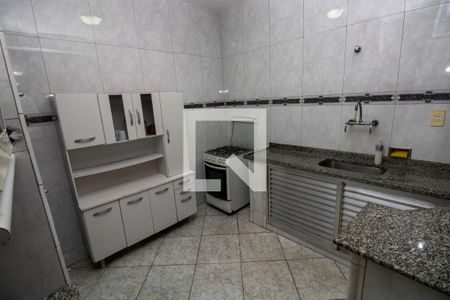 Casa à venda com 200m², 4 quartos e 3 vagasÁrea gourmet