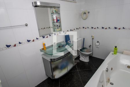 Casa à venda com 200m², 4 quartos e 3 vagasBanheiro social