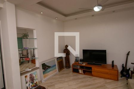 Sala de casa à venda com 4 quartos, 200m² em Anil, Rio de Janeiro
