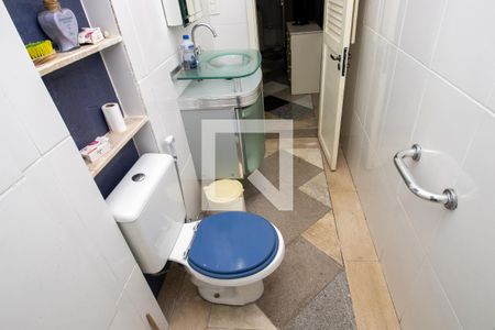 Casa à venda com 200m², 4 quartos e 3 vagasBanheiro quarto externo