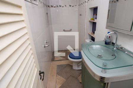 Casa à venda com 200m², 4 quartos e 3 vagasBanheiro quarto externo