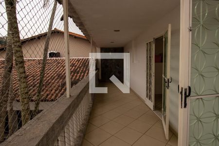 Casa à venda com 200m², 4 quartos e 3 vagasVaranda