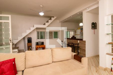 Sala de casa à venda com 4 quartos, 200m² em Anil, Rio de Janeiro