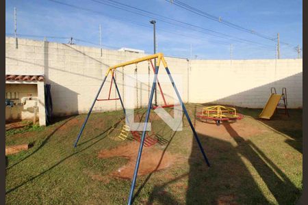 Casa de condomínio para alugar com 80m², 3 quartos e 2 vagasÁrea comum - Playground