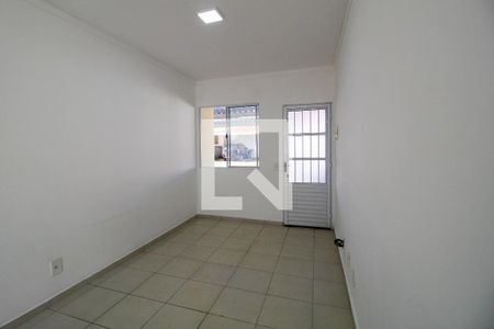 Sala de casa de condomínio para alugar com 3 quartos, 80m² em Parque Vitoria Regia, Sorocaba