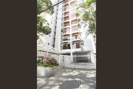 Apartamento à venda com 35m², 1 quarto e 1 vagaFachada