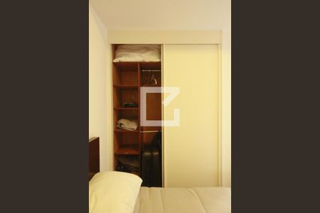 Apartamento à venda com 35m², 1 quarto e 1 vagaQuarto