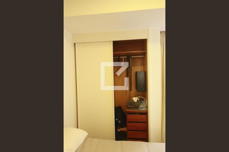 Apartamento à venda com 35m², 1 quarto e 1 vagaQuarto