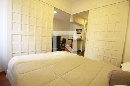 Apartamento à venda com 35m², 1 quarto e 1 vagaQuarto