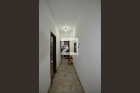 Corredor de apartamento à venda com 2 quartos, 115m² em Irajá, Rio de Janeiro