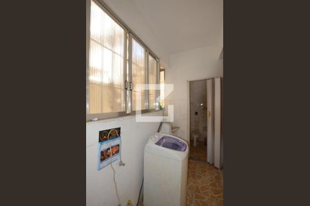 Apartamento à venda com 115m², 2 quartos e sem vagaÁrea de Serviço