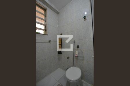 Apartamento à venda com 115m², 2 quartos e sem vagaBanheiro