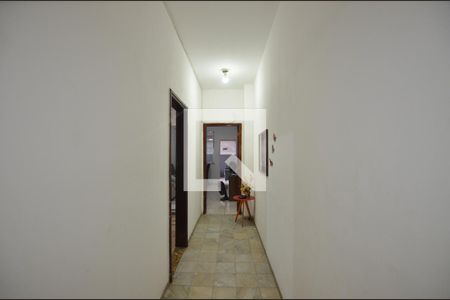 Corredor de apartamento à venda com 2 quartos, 115m² em Irajá, Rio de Janeiro
