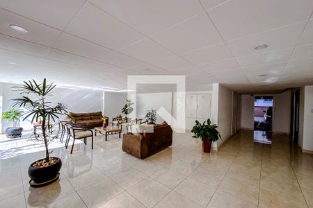 Apartamento à venda com 70m², 2 quartos e sem vagaÁrea comum