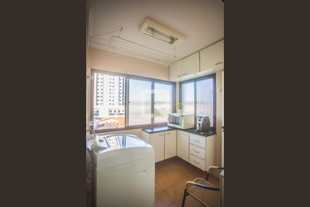 Apartamento à venda com 70m², 2 quartos e 1 vaga Apartamento à venda com 70m², 2 quartos e 1 vagaÁrea de Serviço