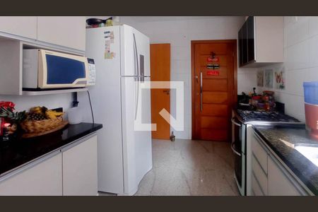 Apartamento à venda com 95m², 3 quartos e 2 vagasCozinha