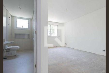 Casa de condomínio à venda com 686m², 4 quartos e 4 vagas