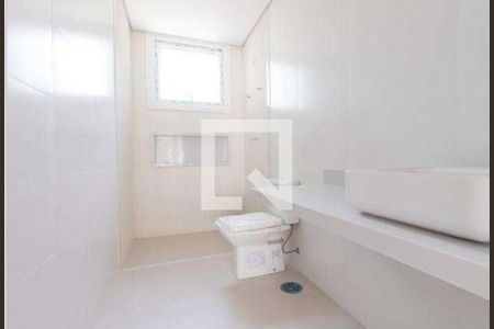 Casa de condomínio à venda com 686m², 4 quartos e 4 vagas