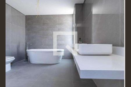 Casa de condomínio à venda com 686m², 4 quartos e 4 vagas