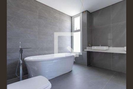 Casa de condomínio à venda com 686m², 4 quartos e 4 vagas