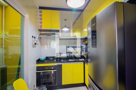 Casa à venda com 83m², 2 quartos e 2 vagas Casa à venda com 83m², 2 quartos e 2 vagasCozinha