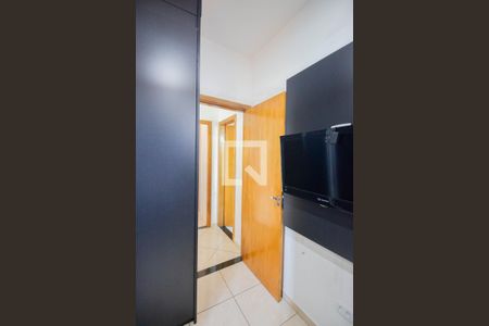 Casa à venda com 83m², 2 quartos e 2 vagas Casa à venda com 83m², 2 quartos e 2 vagasQuarto 1