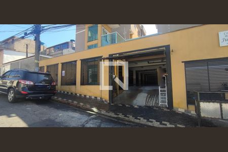 Casa à venda com 83m², 2 quartos e 2 vagas Casa à venda com 83m², 2 quartos e 2 vagasFachada