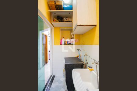 Casa à venda com 83m², 2 quartos e 2 vagas Casa à venda com 83m², 2 quartos e 2 vagasÁrea de Serviço