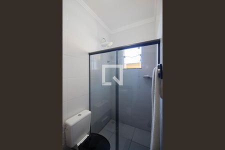 Casa à venda com 83m², 2 quartos e 2 vagas Casa à venda com 83m², 2 quartos e 2 vagasBanheiro