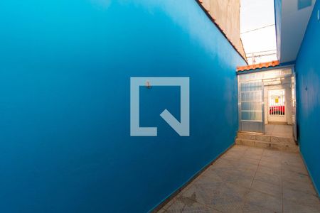 Casa à venda com 98m², 1 quarto e 2 vagasCorredor Externo