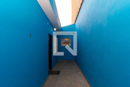 Casa à venda com 98m², 1 quarto e 2 vagasCorredor Externo