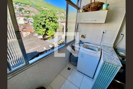 Apartamento à venda com 82m², 2 quartos e 1 vagaÁrea de Serviço