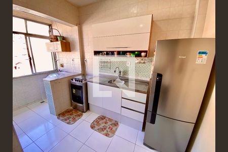 Apartamento à venda com 82m², 2 quartos e 1 vagaCozinha