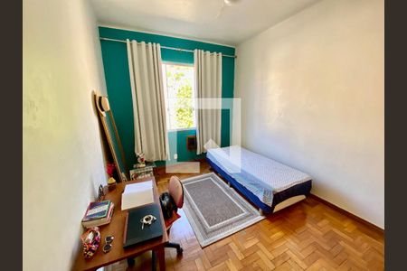 Apartamento à venda com 82m², 2 quartos e 1 vagaQuarto 2