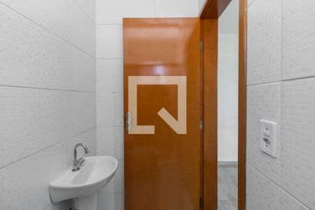 Casa para alugar com 70m², 2 quartos e 2 vagas Casa para alugar com 70m², 2 quartos e 2 vagasBanheiro da Suíte 2