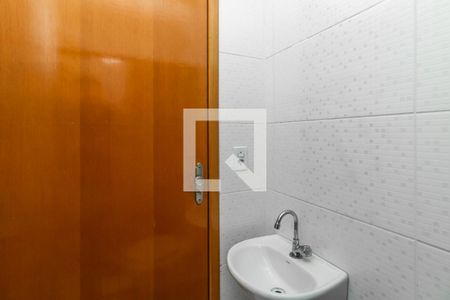 Casa para alugar com 70m², 2 quartos e 2 vagas Casa para alugar com 70m², 2 quartos e 2 vagasBanheiro da Suíte 1