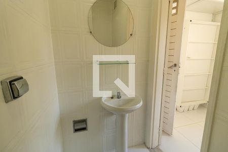 Apartamento à venda com 130m², 4 quartos e 1 vagaBanheiro de serviço