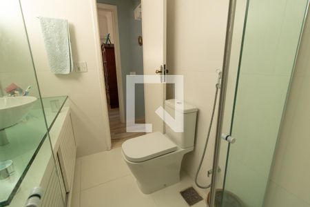 Apartamento à venda com 130m², 4 quartos e 1 vagaBanheiro da Suíte