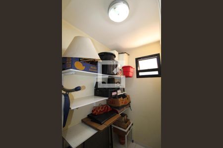 Apartamento à venda com 256m², 4 quartos e 3 vagasQuarto de Serviço