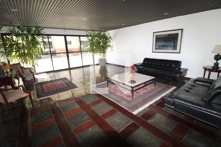 Apartamento à venda com 256m², 4 quartos e 3 vagasHall de entrada