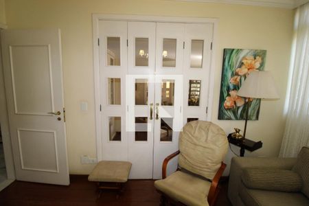 Apartamento à venda com 256m², 4 quartos e 3 vagasSala de TV