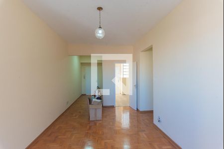 Apartamento à venda com 113m², 3 quartos e sem vaga Apartamento à venda com 113m², 3 quartos e sem vagaSala