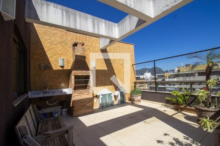Apartamento à venda com 164m², 4 quartos e 2 vagasCobertura