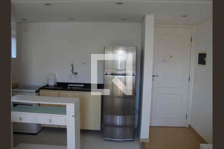 Foto 04 de apartamento para alugar com 1 quarto, 40m² em Vila Suzana, São Paulo